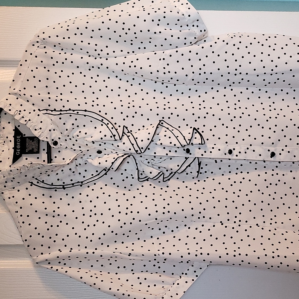 Polka dot blouse